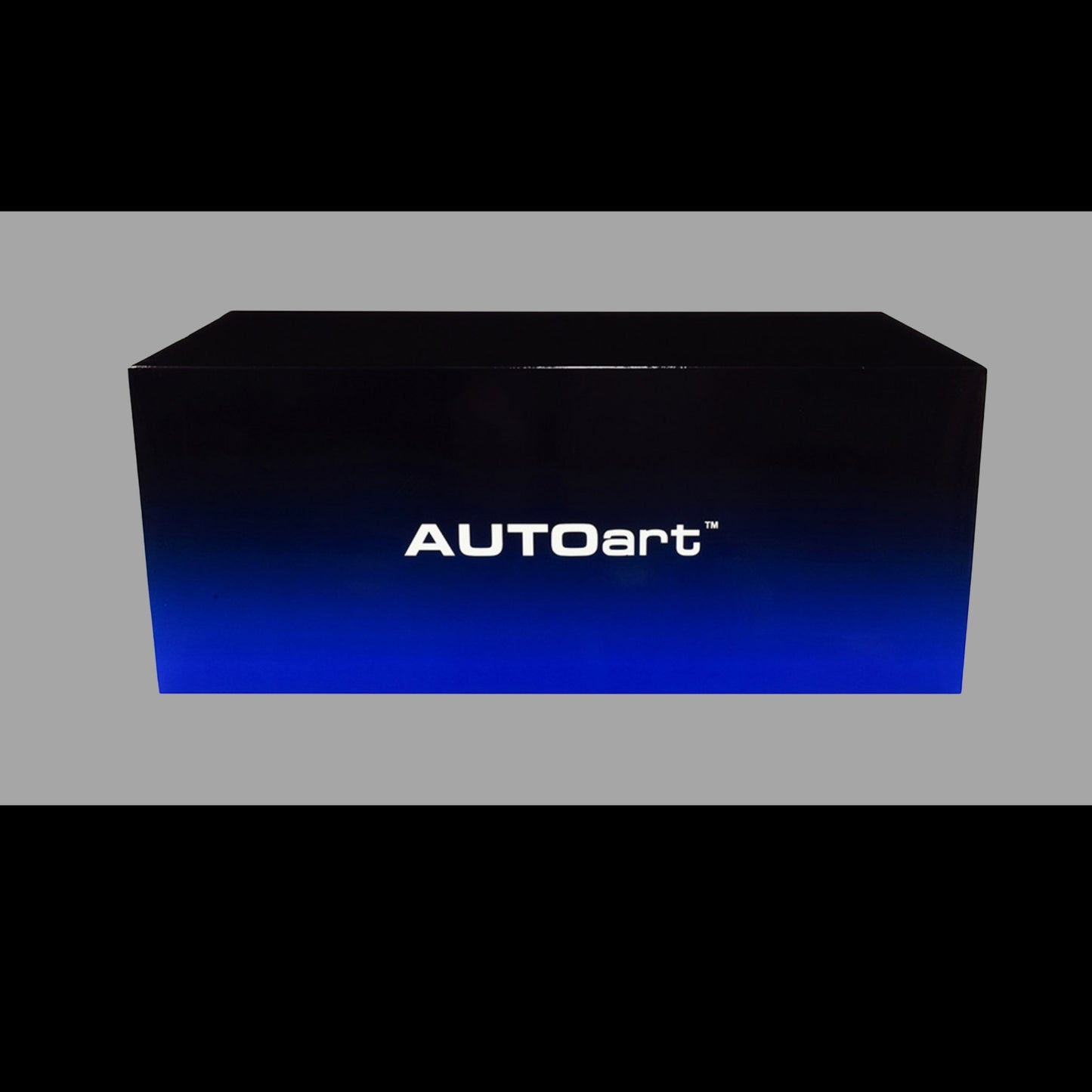 AUTOart 2017 Ford GT Ingot Silver Metallic w/ Black Stripes 1/12 Model Car (Opening Panels, Working Spoiler)