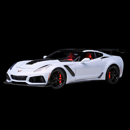 2019 Chevrolet Corvette C7 ZR1 Ceramic Matrix Gray Metallic with Carbon Top 1/18 Model Car by Autoart