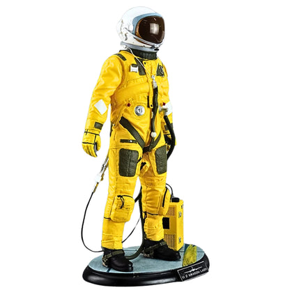 U-2 "Dragon Lady" Pilot Polyresin Statue "Statue Series" 1/8 Scale Model by Hobby Master