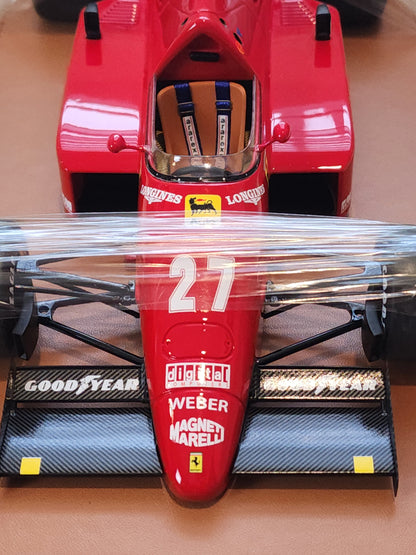 1986 FERRARI F1 1:18 SCALE RACE CAR