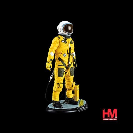 U-2 "Dragon Lady" Pilot Polyresin Statue "Statue Series" 1/8 Scale Model by Hobby Master.