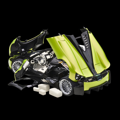 Pagani Huayra Roadster Verde Firenze Green Metallic and Carbon with Luggage Set 1/18 Model Car by Autoart