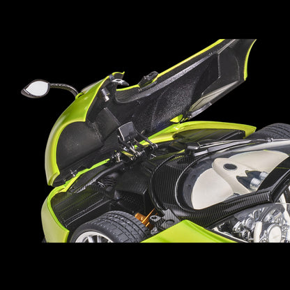 Pagani Huayra Roadster Verde Firenze Green Metallic and Carbon with Luggage Set 1/18 Model Car by Autoart