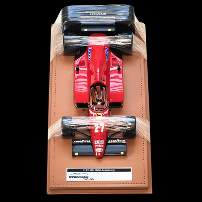 1986 FERRARI F1 1:18 SCALE RACE CAR