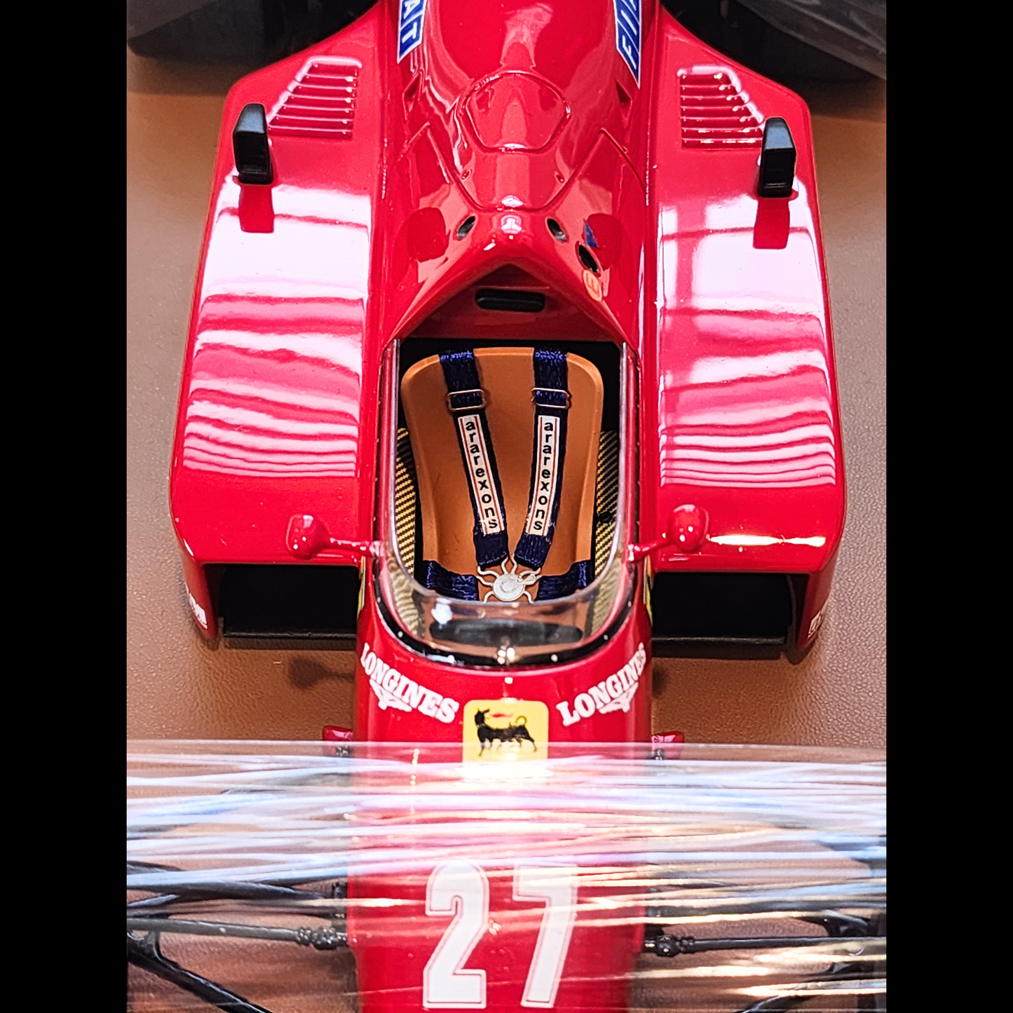 1986 FERRARI F1 1:18 SCALE RACE CAR